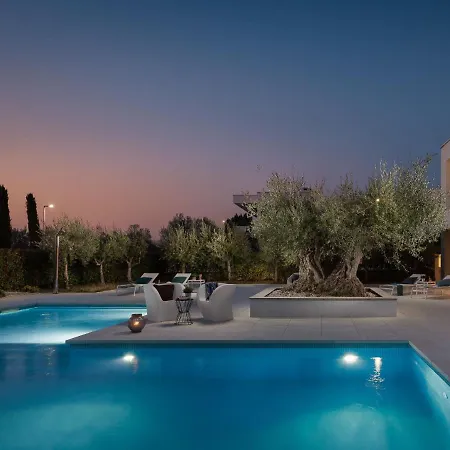 Old Olive Ii By Interhome *